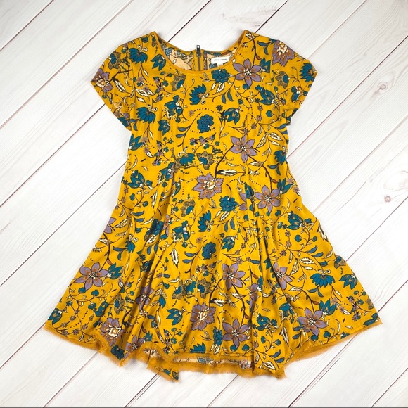 UO / Silence + Noise | Floral Witchy T-shirt Dress - Picture 3 of 7